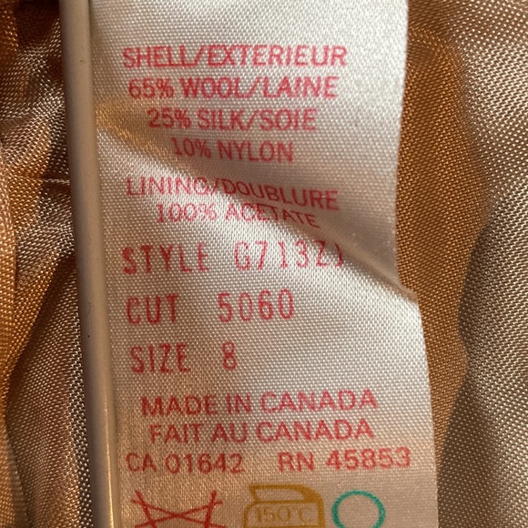 Nancy Jennifer Canada Tan A.line Skirt, Lined. Size 8 65% Wool25% Silk 10% Nylon - Picture 5 of 6